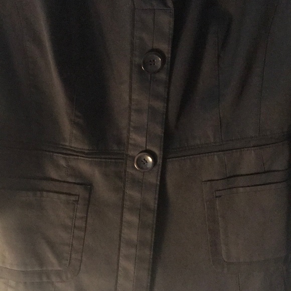 Ann Taylor Lightweight Blazer - Picture 5 of 5